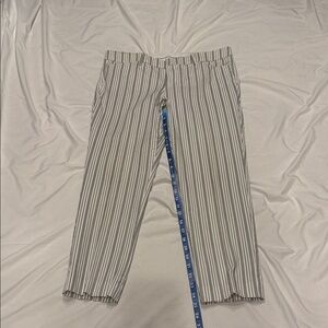 A.n.a Women’s Classic Striped Chinos capris size 10